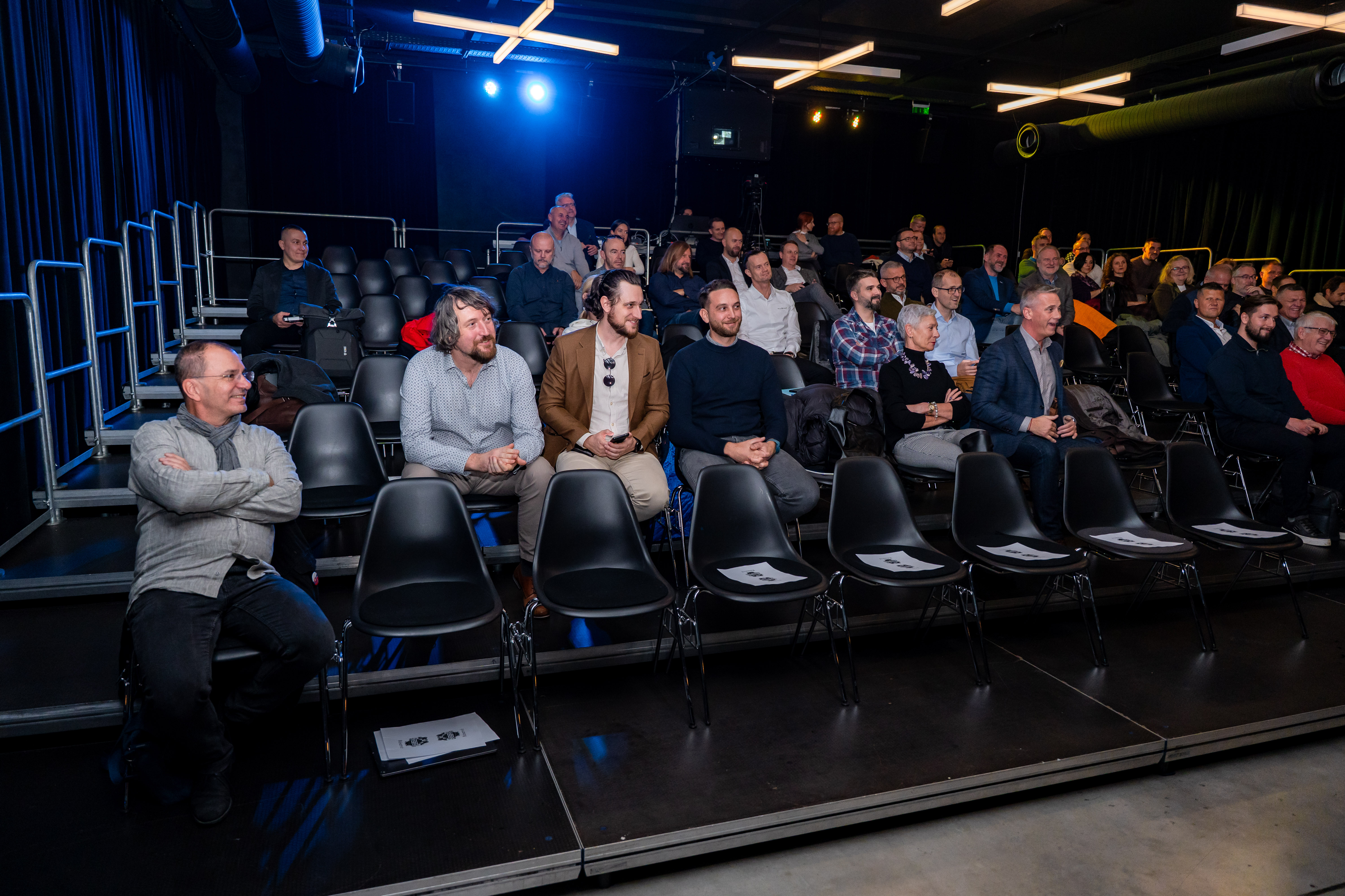 UHA Stretnutie v uzkom kruhu -1